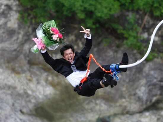 開運バンジージャンプ 信貴山 しぎさん 高さ30メートル 関西唯一のブリッジバンジー Goproレンタル データ付き 午前 午後 奈良 奈良の観光 遊び 体験 レジャー専門予約サイト Veltra ベルトラ 開運バンジージャンプ 信貴山 しぎさん 高さ30メートル 関西唯一のブリッジバンジー Goproレンタル データ付き 午前 午後 奈良 奈良の観光 遊び 体験 レジャー専門予約サイト Veltra ベルトラ