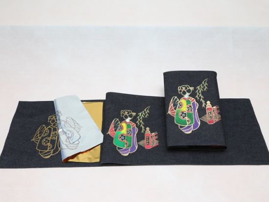 金彩友禅体験　＜上京区＞ 京の手創り体験 地域観光情報研究社 催行