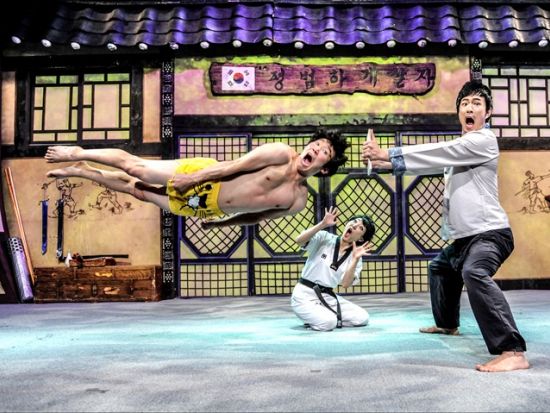 「JUMP(ジャンプ)」☆世界が絶賛！リピーター続出！韓国武道をベースにした迫力のアクロバット・パフォーマンス！＜チケット事前予約＞ *乙支路エリア