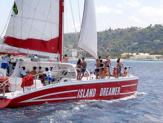 20160121161520_537378_5_catamaran_snorkeling