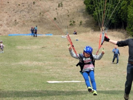 パラグライダー体験コース 神鍋高原で体験飛行＜3～12月／豊岡市＞