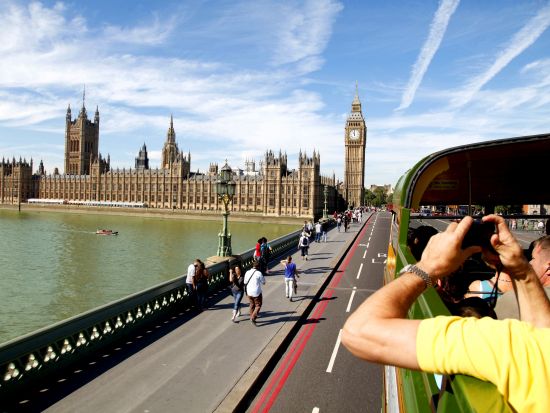 オープントップバス乗車！ロンドン半日観光ツアー　テムズ川クルーズ付き ＜午後／英語ガイド＞