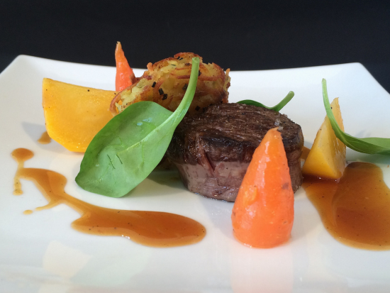 バストロノーム（BUSTRONOME）食事券＆事前予約サービス　2階建てパノラマバスレストラン ＜凱旋門付近発着＞*前日17時まで予約OK