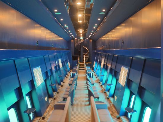 ランチクルーズ　水中鑑賞も楽しめる大型客船「モンブラン」でビュッフェランチ＜宮古島＞