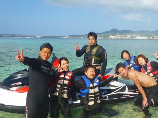 人気のマリンスポーツ シュノーケリング付プランあり！5歳から参加OKでバナナボートも楽しめる＜本部町＞by X-TRIP
