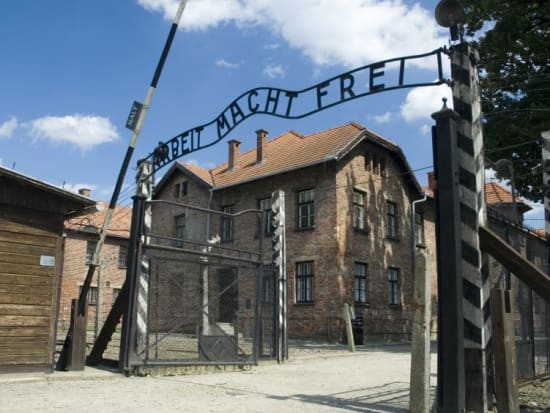 アウシュヴィッツ強制収容所 ポーランドの世界遺産 ポーランドの観光 オプショナルツアー専門 Veltra ベルトラ