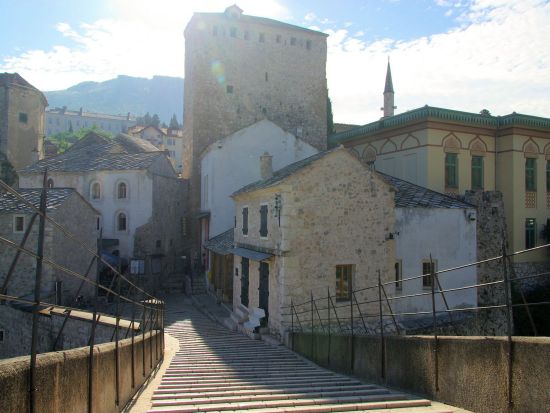 ボスニア・ヘルツェゴビナ 世界遺産モスタル＋メジュゴリエ＋ポチテリ 1日観光ツアー＜英語ドライバー／ドブロブニク発＞