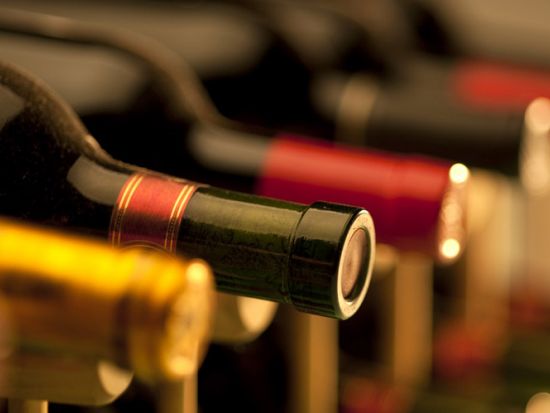 ペリェシャツ半島ワイナリー3か所めぐり＋ストン 1日観光ツアー＜4～10月／英語／ドブロヴニク発＞