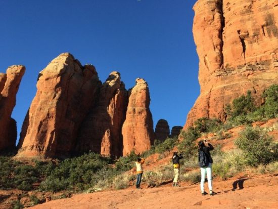 ボルテックス観光 4大ボルテックス＋ホーリークロス＋スライドロック州立公園orレッドロック・クロッシング 半日観光ツアー＜日本語ガイド＞