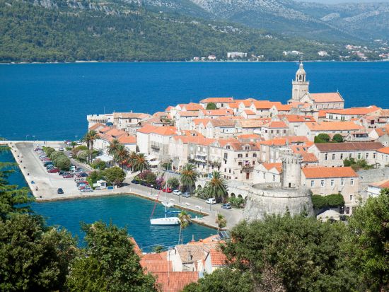 ペリェシャツ半島ワイナリー＋ストン＋コルチュラ島 1日観光ツアー＜5月～10月／英語／ドブロヴニク発＞