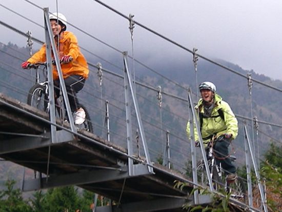 朝霧高原マウンテンバイクツアー 富士山を見上げて走る＜ガイド付／送迎可／富士宮＞