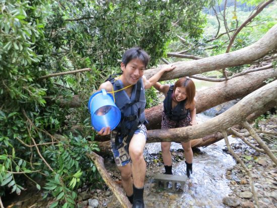 やんばる清流リバートレッキングツアー　小さなお子様も安心のファミリートレッキング！＜写真・動画撮影サービス・恩納村ホテル送迎可＞by 冒険島