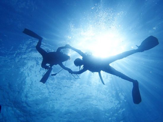 ファンダイビング　マンタ・カメラ派・地形派などリクエストにお応えする少人数グループ制！＜ボート／1～3ダイブ／石垣島＞