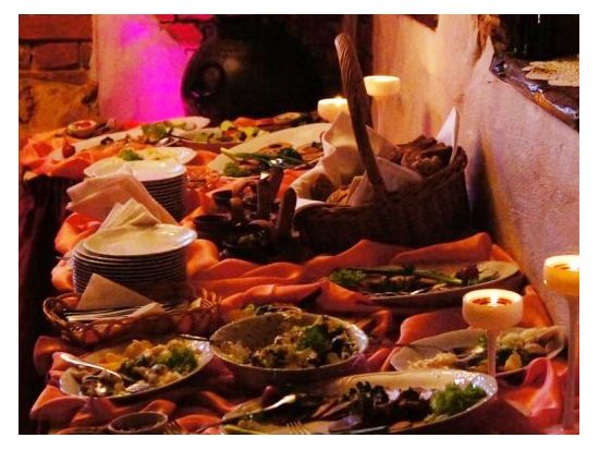 ポーランド伝統料理ディナー＆ミニ・コンサート＜貸切／日本語アシスタント／ワルシャワ発＞