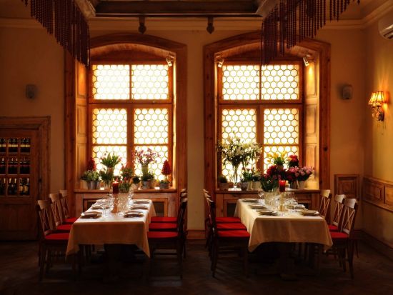 クラシックコンサート＆ポーランド伝統料理ディナー ＜貸切／日本語アシスタント／クラクフ発＞