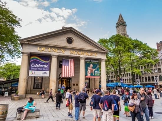 ボストン市内観光 クインシーマーケットまたはボストン美術館にて解散 ロブスターロール付きプランあり 日本語ガイド ボストンの観光 オプショナルツアー専門 Veltra ベルトラ