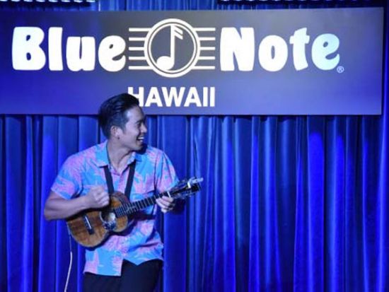 ブルーノートハワイ　老舗クラブでジャズやコメディなどのパフォーマンスを鑑賞！ディナー付きプランも＜アルコール1杯付き／アウトリガー・ワイキキビーチリゾート内＞