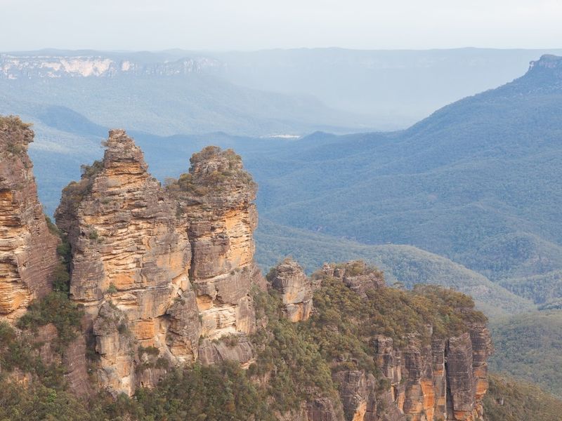 【表紙案】スリーシスターズ①.JPG のコピー