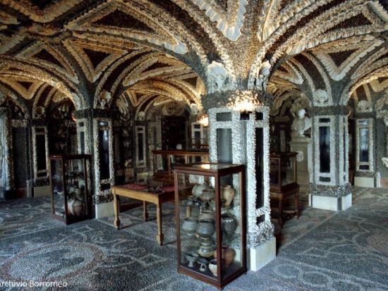 マッジョーレ湖＆オルタ湖1日観光ツアー　日本語アシスタントと専用車で行く！バロック建築最高峰のボッロメオ宮殿入場付き＜4～10月／貸切／ミラノ発＞by[みゅう]