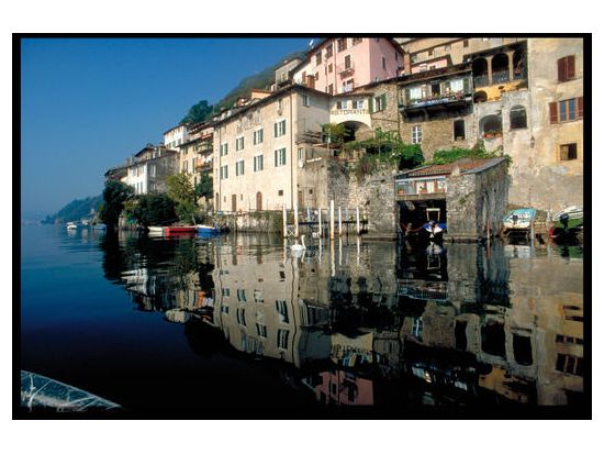 イタリアからスイスのガンドリア＆ルガーノ湖畔1日観光ツアー　遊覧船乗船とスイスの美しい村10選に選ばれた村散策＜日本語アシスタント／ミラノ発＞