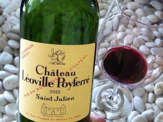 ボルドー　サン・テミリオン地区＆メドック地区　2つのシャトーを巡るツアー＜試飲付／日本語ガイド／ボルドー発着＞