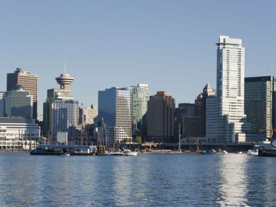 バンクーバー・バスターミナル ⇔ ビクトリア　フェリー乗船付き送迎サービス