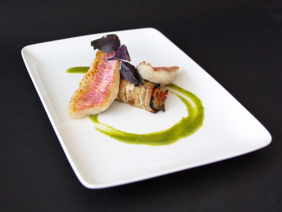 バストロノーム（BUSTRONOME）食事券＆事前予約サービス　2階建てパノラマバスレストラン ＜凱旋門付近発着＞*前日17時まで予約OK