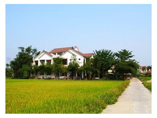 ナ・スパビレッジ「Na Spa Village」田園に囲まれた一軒家の隠れ家ヴィラ　夜のホイアン観光＋ディナー付きプランあり＜ホイアン郊外／ホテル往復送迎可＞