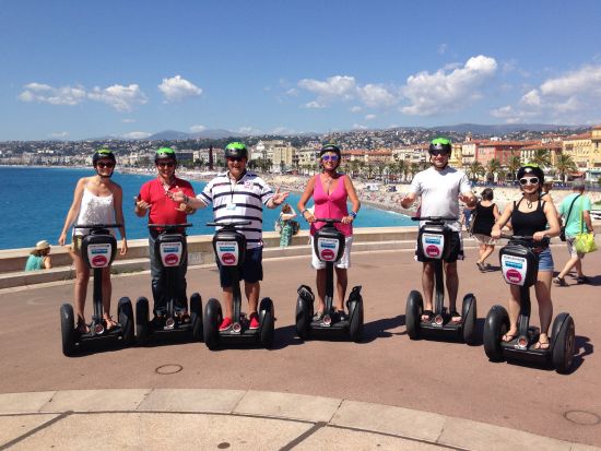 セグウェイで巡る！ニース市内観光ツアー＜1時間または2時間／英語ガイド／ニース発＞