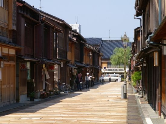 貸切観光タクシー 金沢『百万石』の城下町と高岡市内めぐりコース＜6.5時間／1～9名／高岡発着＞by 高岡交通