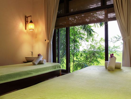 ナ・スパビレッジ「Na Spa Village」田園に囲まれた一軒家の隠れ家ヴィラ　夜のホイアン観光＋ディナー付きプランあり＜ホイアン郊外／ホテル往復送迎可＞