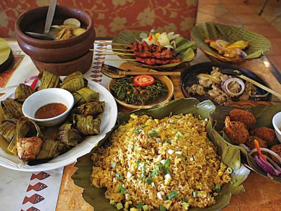 セブ1日市内観光ツアー　サンペドロ要塞＋サントニーニョ教会＋ SMシーサイドモールなど見どころを網羅！＜日本語ガイド／フィリピン料理ランチ／ホテル送迎＞