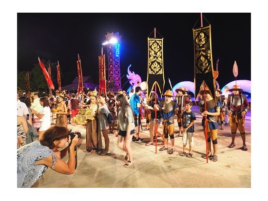 サイアム・ニラミット　チケット事前予約  大迫力！タイの文化や歴史に触れる壮大なショー　＜選べる席種／往復送迎／夕食付プランあり＞ 