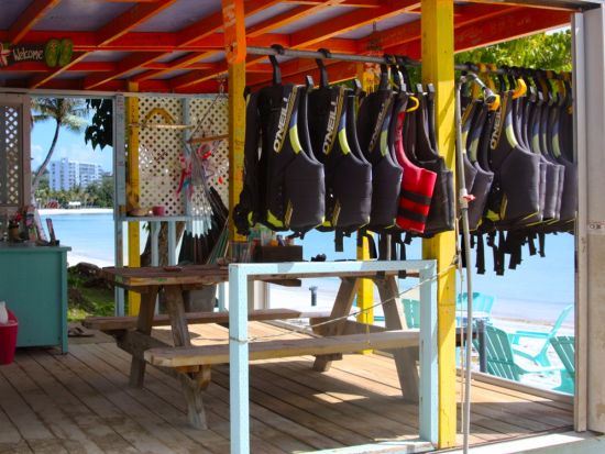 ジェットスキー　恋人岬 or アグコーブツーリングプラン　グアムの海を大満喫！＜日本語／送迎付き＞by ジョーズジェットスキー