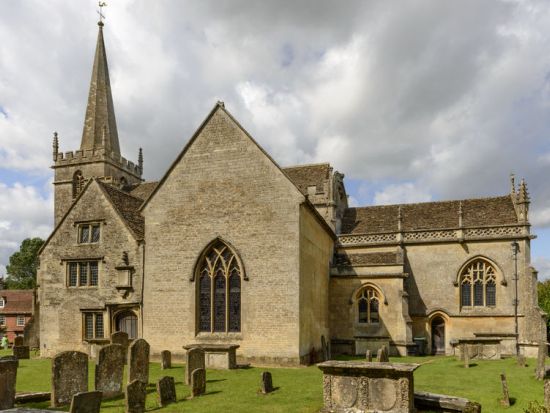 【プライベートツアー】専用車で行く！ハリー・ポッターツアー南イングランドのロケ地巡り＜車＋ドライバー貸切／日本語／オックスフォード発＞