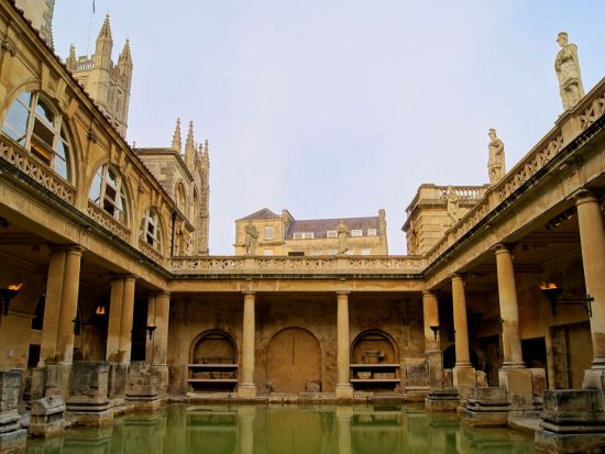 【プライベートツアー】ロンドン郊外2～3ヵ所選択可能！日帰り観光ツアー＜日本語ドライバー／車貸切／ロンドンまたはオックスフォード発＞