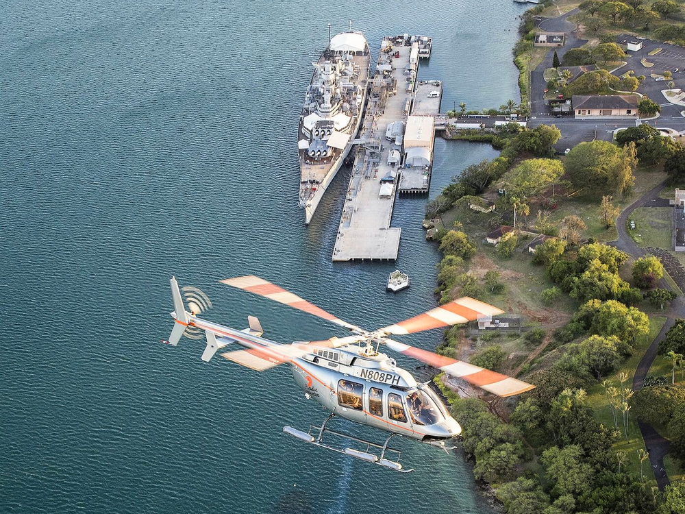 Paradise Helicopters Oahu Air Tours & Scenic Flight from Kapolei