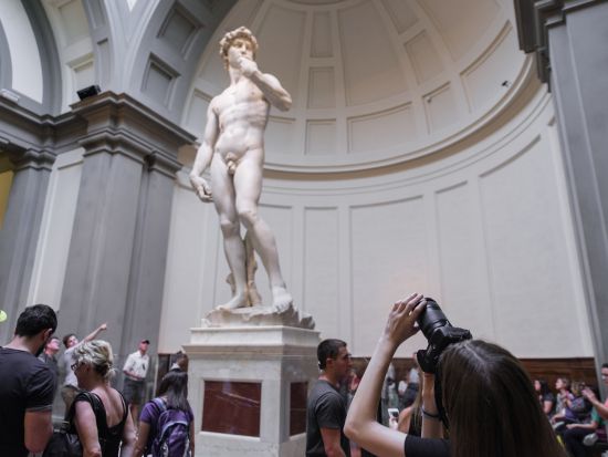 ダヴィデ像に会いに行こう！ アカデミア美術館1時間鑑賞ツアー＜英語／フィレンツェ発＞