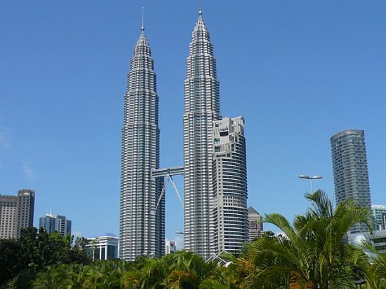 ペトロナスツインタワー展望台チケット　超高層ビルからの眺望