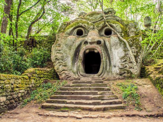 『天空の城ラピュタ』の世界へ！　チヴィタ・ディ・バニョレージョ＋オルヴィエート 日帰り観光ツアー＜日本語アシスタント／ローマ発＞by Mybus