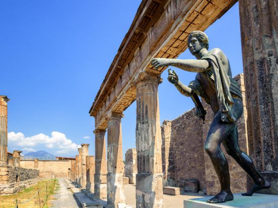 秘儀荘も行く！ナポリ＆ポンペイ 1日観光＜ローマ着プランあり／昼食付／日本語／ナポリ発＞by [みゅう]