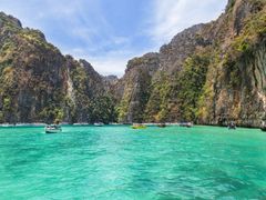 59246487_M Pileh bay blue lagoon