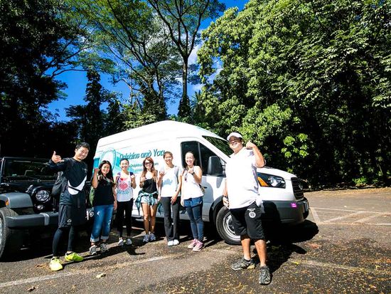 Oahu_Nature and You_traveling bus