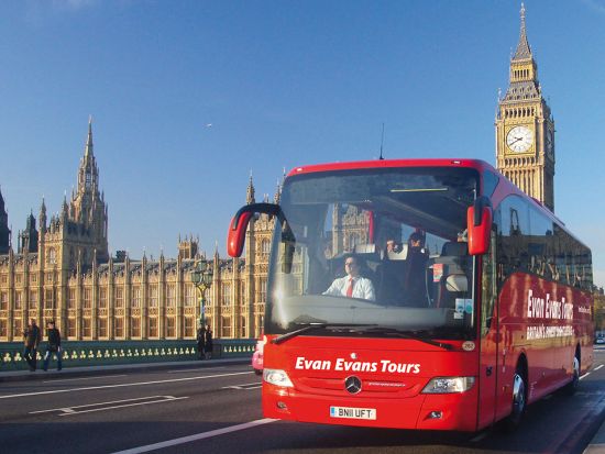 ロンドン市内観光バスツアー　ウェストミンスター寺院・バッキンガム宮殿　テムズ川クルーズ付き＜英語ガイド＞