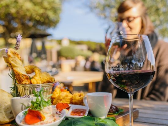 ワイヘキ島 往復フェリーチケット＜オークランド発＞