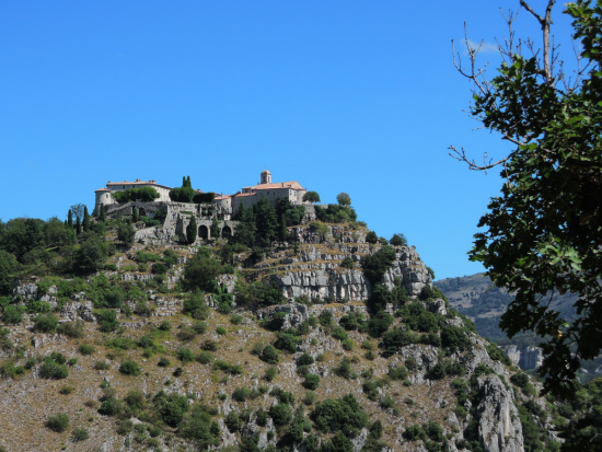 ヴェルドン渓谷＆サントクロワ湖＆4つの美しい天空の村巡り　1日観光ツアー＜4月～10月／貸切／日本語／ニース発＞