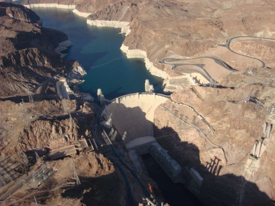 小型飛行機で行く グランドキャニオン・ウエスト＆スカイウォーク　到着したら自由散策 ＜片道約35分フライト／日本語オーディオガイド／英語ドライバー＞