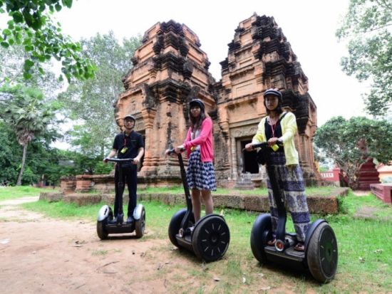 シェムリアップセグウェイツアー　ひと味違うシェムリアップ観光　インストラクターによる講習付きで初心者も安心！＜日本語インストラクター＞