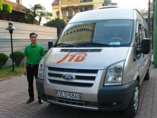 【空港送迎】ハノイ・ノイバイ国際空港⇔ハノイ市内 ＜貸切／最大7名／日本語ガイド＞