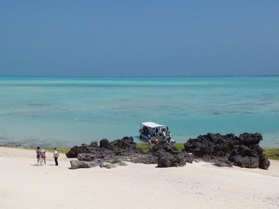 百合ヶ浜上陸＋シュノーケリングツアー　無料シャワー完備！現地集合プランは当日8時まで予約OK＜5～10月／与論島内ホテル送迎可＞by ヨロン島シーマンズクラブ